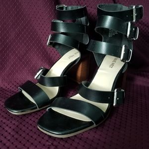 Nine West Buckle Heels 8.5